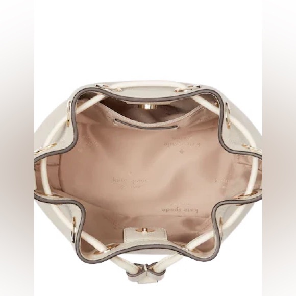 Kate Spade Cream Crossbody Bag with Pouch - Picture 4 of 5